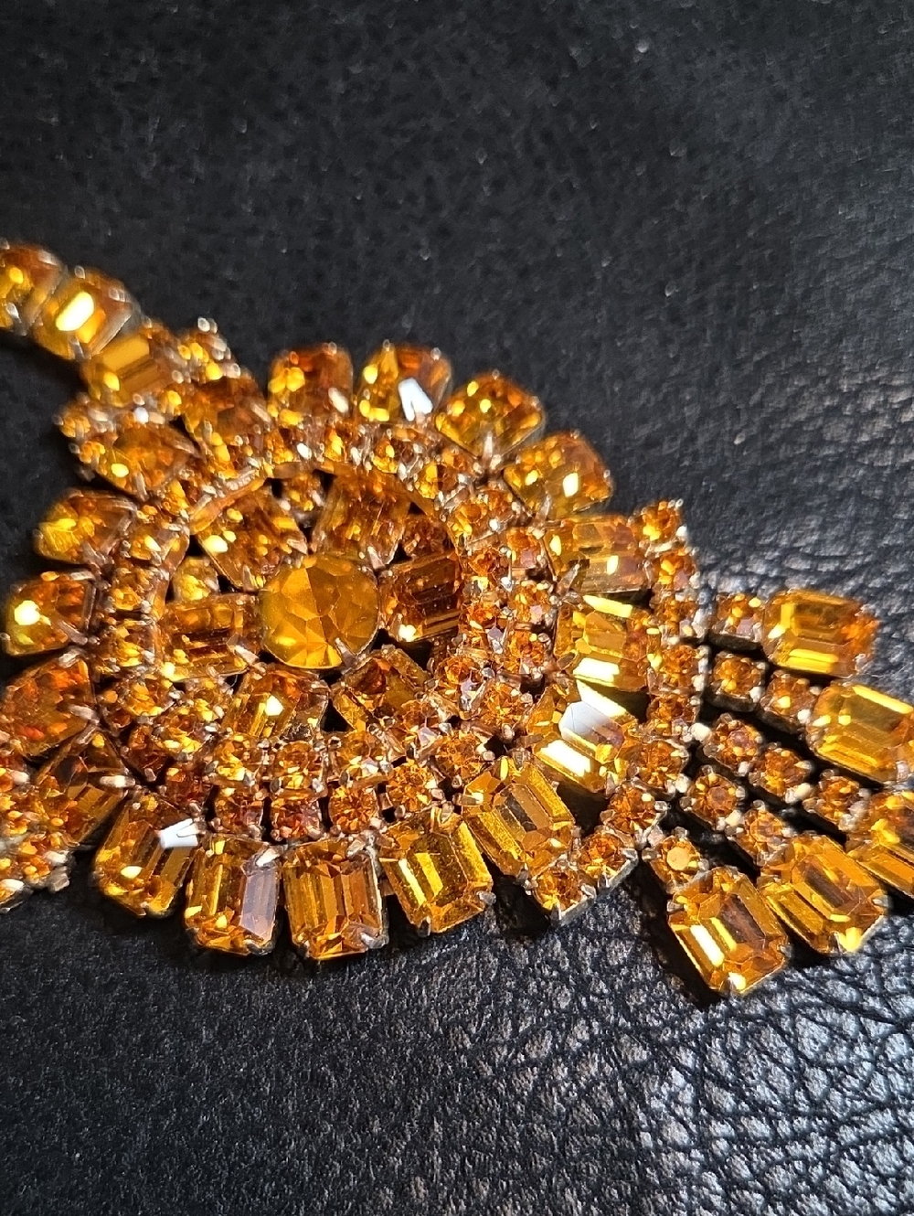 Vintage Amber Crystal Statement Necklace  Stunning Piece - - Picture 8 of 10